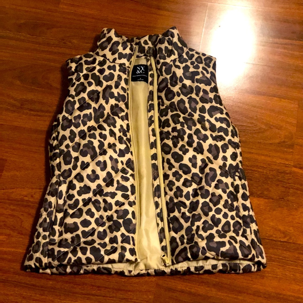 NY&C Cheetah Print Puffy Vest 🐆